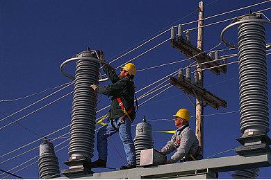 玩家手工打造《塞尔达传说：旷野之息》微缩版大陆